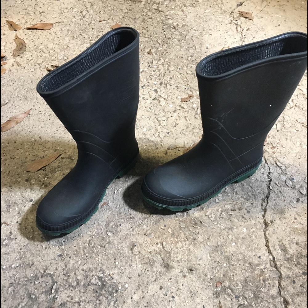 Rain boots